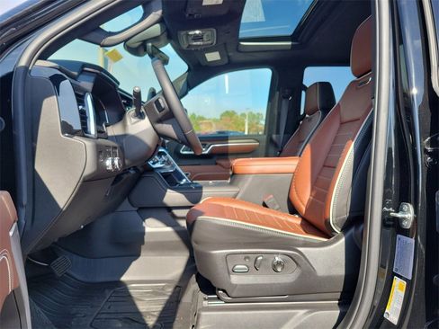 New 2025 GMC Sierra 3500 Denali Ultimate image 21