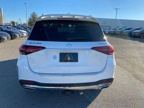 Used 2022 Mercedes-Benz GLE 350 4MATIC w/ AMG Line Exterior image 5