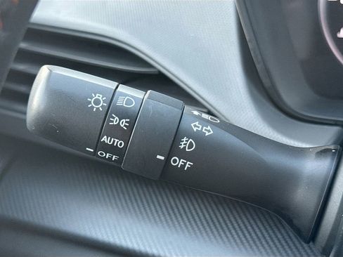 Used 2025 Subaru Crosstrek 2.5i Limited w/ Crosstrek Mirror Package image 15