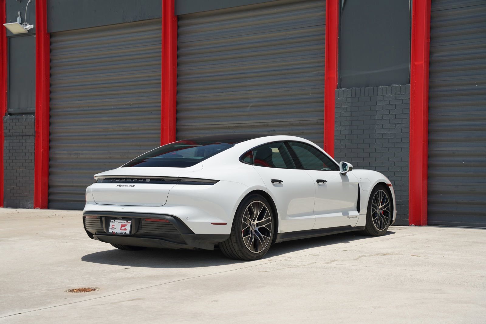 Used 2022 Porsche Taycan 4S AWD/4WD image 12