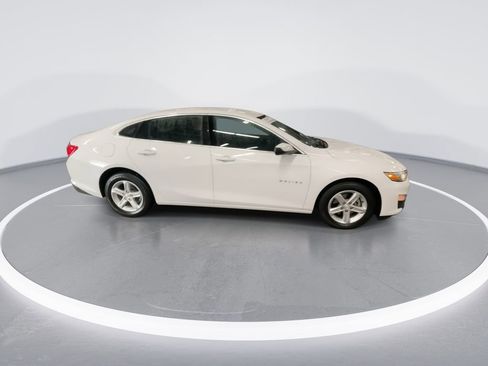 Used 2024 Chevrolet Malibu LS image 9