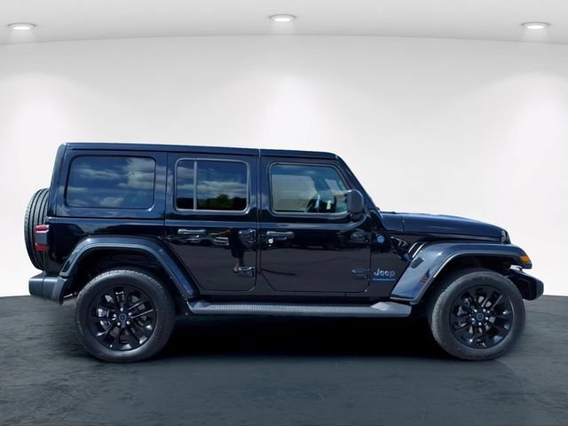 Used 2025 Jeep Wrangler Unlimited Sahara AWD/4WD image 10