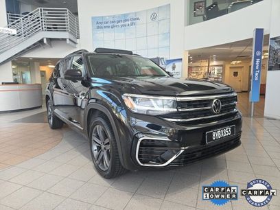 Used 2021 Volkswagen Atlas SE w/ Panoramic Sunroof Package