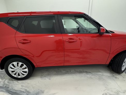 Used 2020 Kia Soul LX FWD image 9