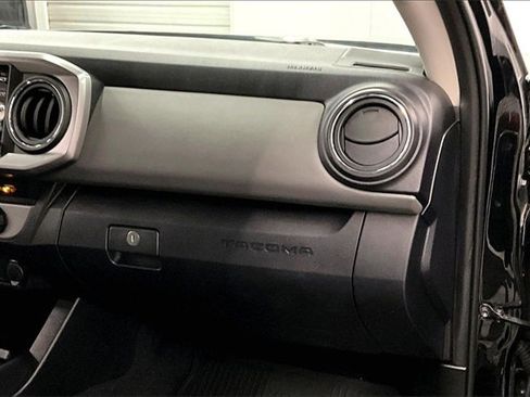 Used 2021 Toyota Tacoma SR5 image 15