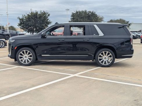 Used 2021 Cadillac Escalade ESV Premium Luxury Platinum image 8