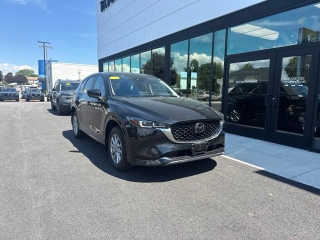 Used 2024 MAZDA CX-5 AWD 2.5 S w/ Preferred Package image 1