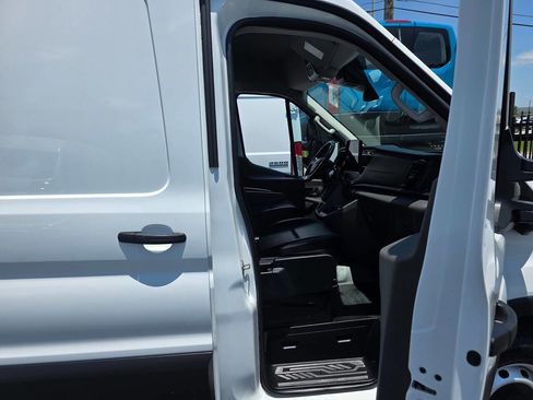 Used 2023 Ford Transit 250 Medium Roof RWD image 16