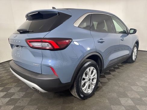 Certified 2023 Ford Escape Active image 3
