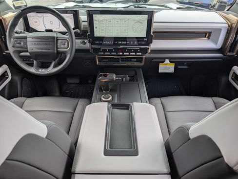 Used 2024 GMC Hummer EV 2X w/ Extreme Off-Road Package AWD/4WD image 24