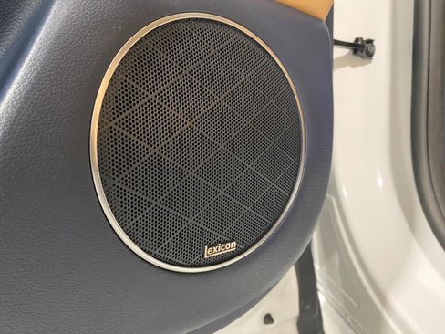 Used 2023 Genesis GV80 3.5T w/ Prestige Package image 2