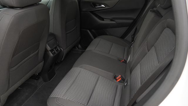 Used 2026 Chevrolet Equinox LT FWD image 15