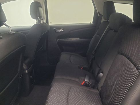 Used 2018 Dodge Journey SXT w/ Blacktop Package AWD/4WD image 18