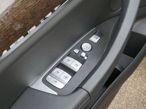 Certified 2024 BMW X3 xDrive30i w/ Premium Package image 6