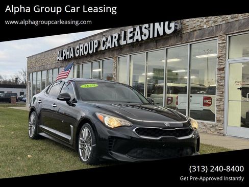 Used 2018 Kia Stinger image 1