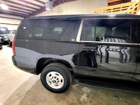 Used 2016 Chevrolet Suburban 3500 LS w/ Driver Alert Package image 21