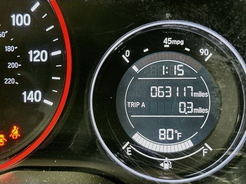 Used 2018 Honda HR-V LX image 18