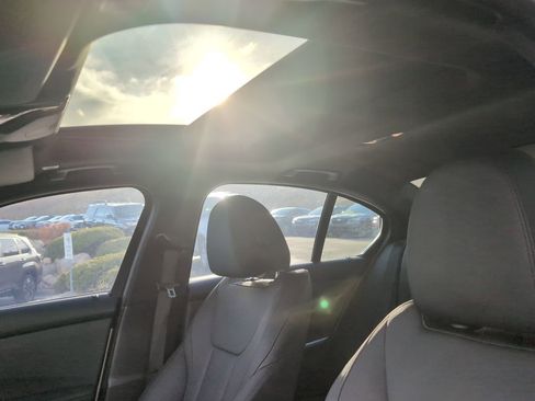 Used 2020 BMW 330i xDrive Sedan w/ Convenience Package image 12