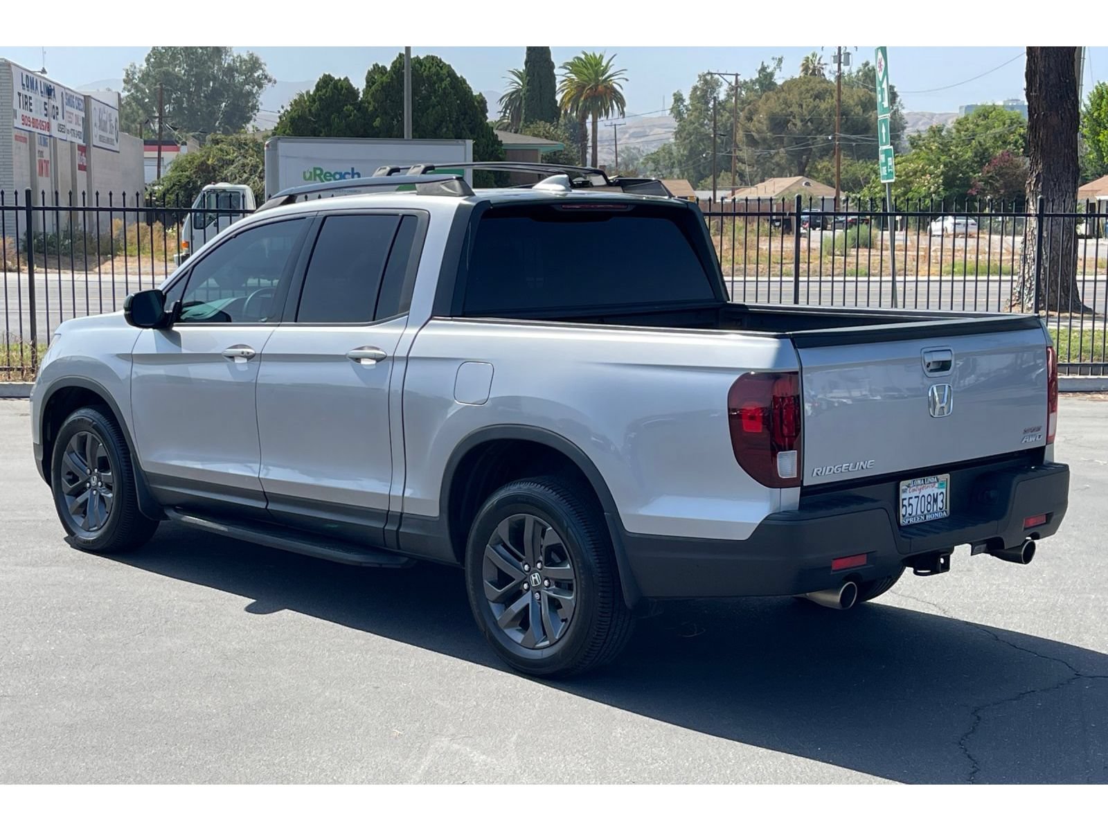 Certified 2022 Honda Ridgeline Sport image 3