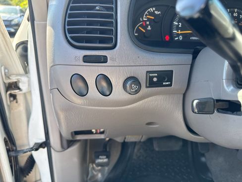 Used 2000 Toyota Tundra SR5 image 22
