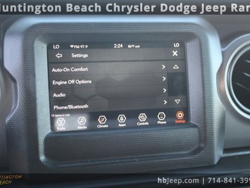 Used 2021 Jeep Wrangler Unlimited Sport image 31
