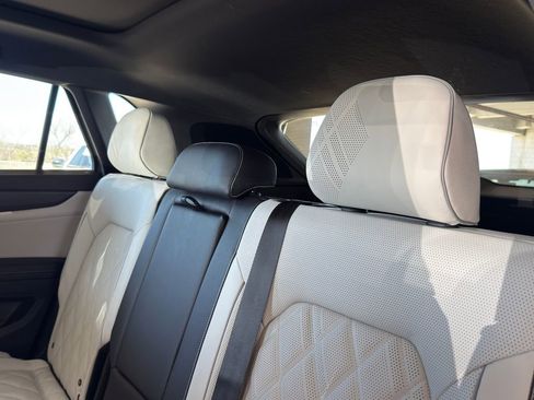 New 2026 Volkswagen Atlas Cross Sport SEL Premium R-Line image 27