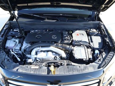 New 2026 Mercedes-Benz GLB 250 image 14