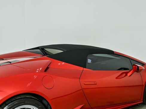 Used 2019 Lamborghini Huracan LP 580-2 image 21