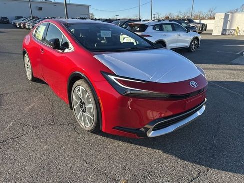 New 2026 Toyota Prius Plug-In Hybrid image 7