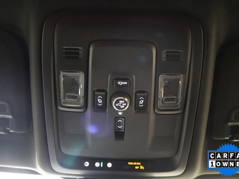 Used 2025 GMC Yukon Denali image 28