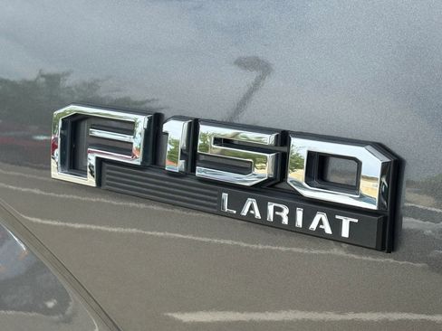 Used 2018 Ford F150 Lariat w/ Equipment Group 502A Luxury image 32