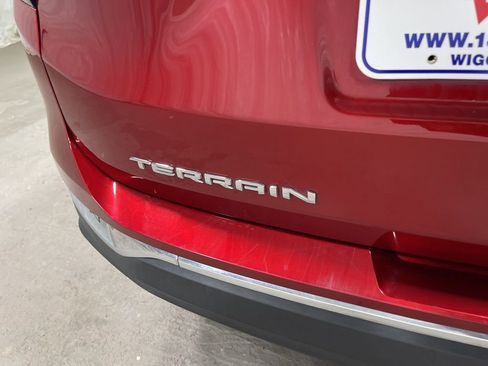 Used 2022 GMC Terrain SLT FWD image 19