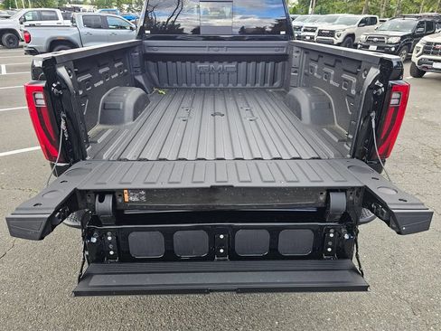 New 2026 GMC Sierra 3500 Denali w/ Denali Reserve Package AWD/4WD image 13