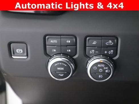Used 2024 GMC Sierra 1500 AT4 w/ Technology Package image 21