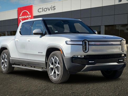Used 2023 Rivian R1T Adventure image 10