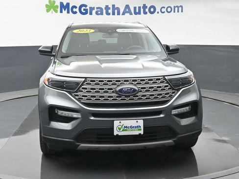 Used 2023 Ford Explorer Limited AWD/4WD image 4