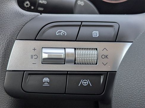 New 2026 Hyundai Tucson SE image 26