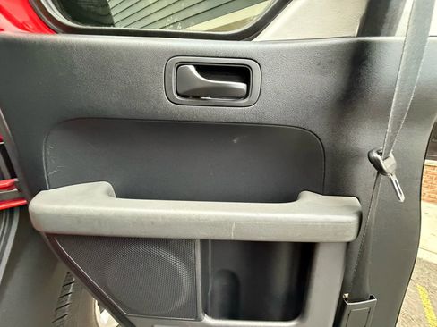 Used 2005 Honda Element EX image 16