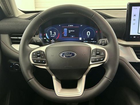 New 2026 Ford Explorer Active image 11