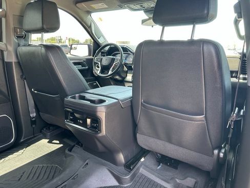 Used 2024 Chevrolet Silverado 1500 LT Trail Boss w/ Convenience Package II AWD/4WD image 32
