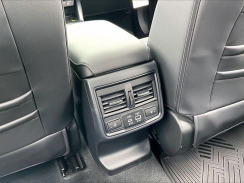 New 2026 Subaru Outback Touring AWD/4WD image 25
