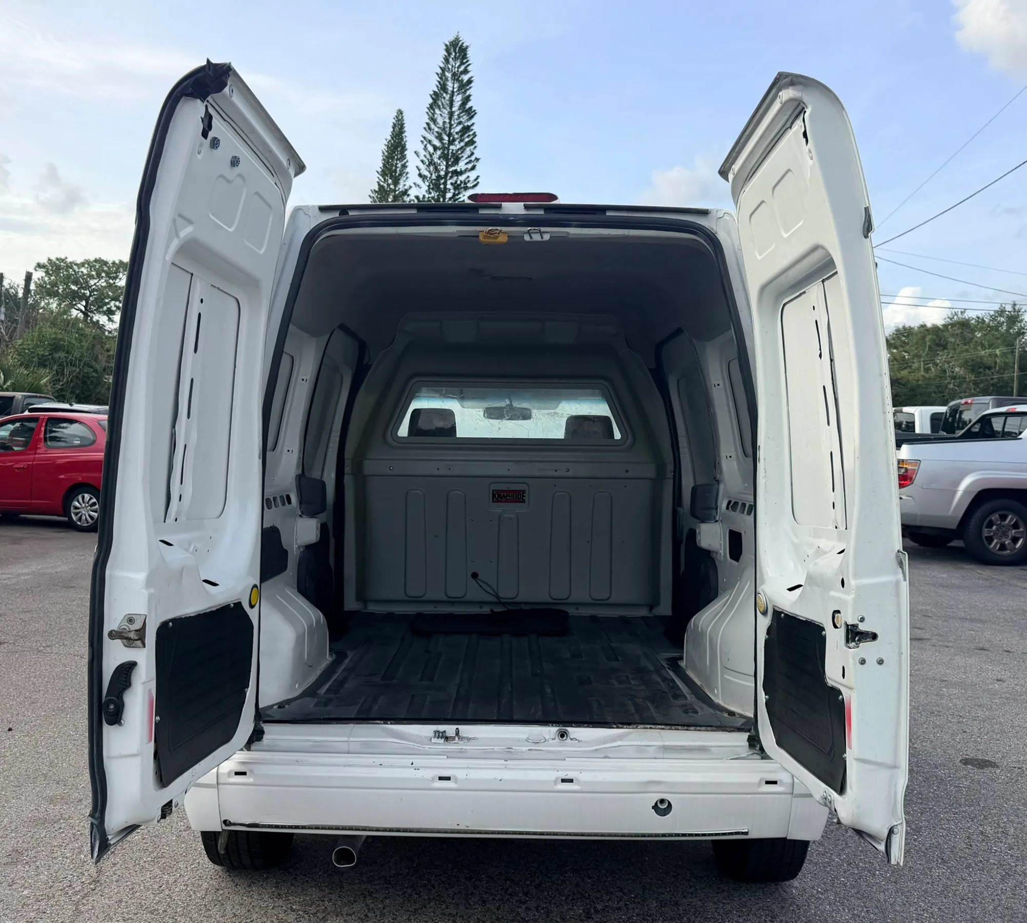 Used 2012 Ford Transit Connect XL FWD image 10