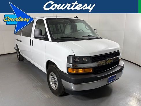 Used 2024 Chevrolet Express 3500 LT w/ LT Preferred Equipment Group RWD image 1