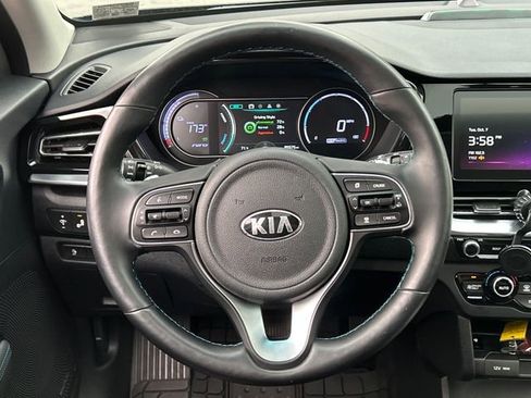 Used 2020 Kia Niro EX Premium w/ Cold Weather Package image 15