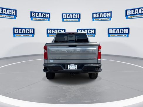 Used 2023 Chevrolet Silverado 1500 ZR2 w/ Technology Package AWD/4WD image 7