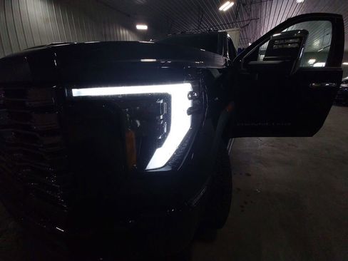 New 2026 GMC Sierra 3500 Denali Ultimate image 30