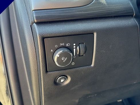 Used 2021 Jeep Grand Cherokee Laredo X AWD/4WD image 17