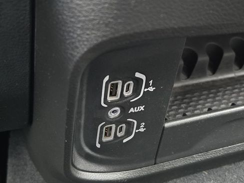 Certified 2024 RAM 2500 Big Horn w/ Level 2 Equipment Group image 20