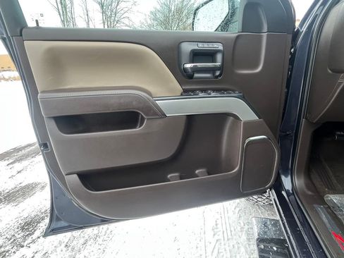 Certified 2018 Chevrolet Silverado 1500 LTZ Z71 w/ Centennial Edition image 8