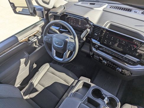 New 2026 GMC Sierra 2500 SLE w/ SLE Value Package; image 19